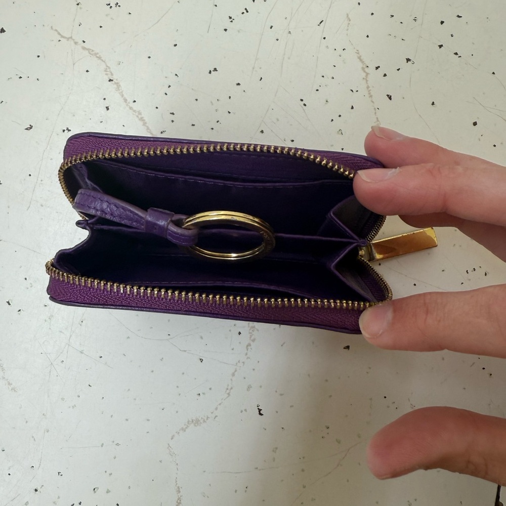 Tory Burch Deep Purple Leather Zip Card Case with Keychain and Gold hardware - Picture 11 of 16